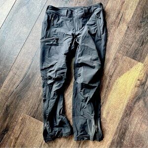 Eddie Bauer Petite Medium women’s black pants hiking outdoor camping